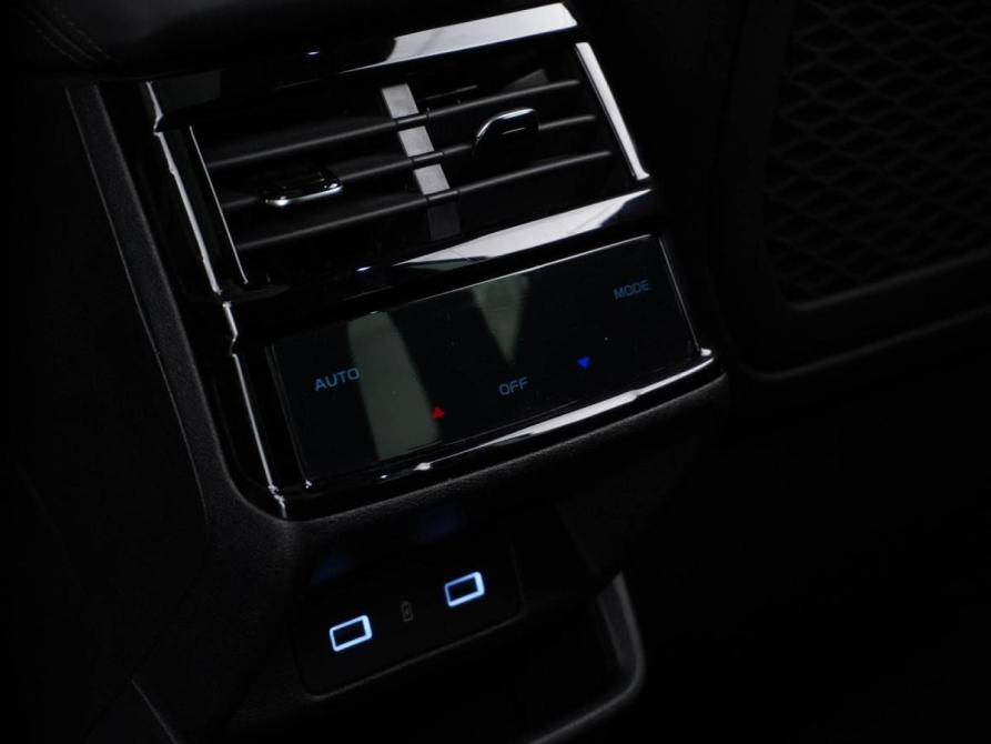Geely Monjaro I Москва  - изображение 12