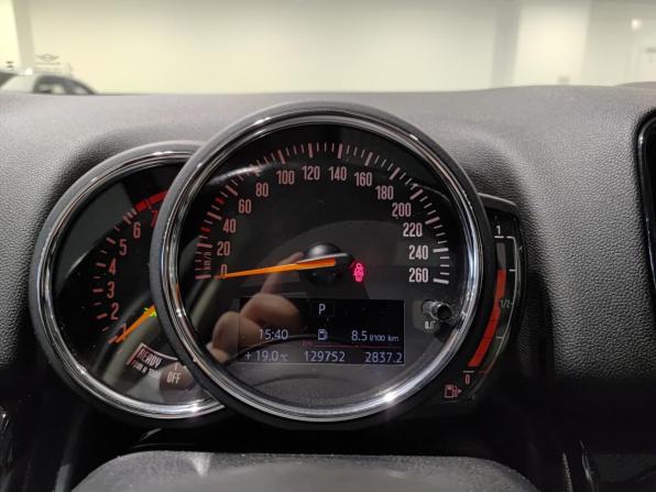 Mini Countryman II с пробегом 2017 года, цена 2 529 000 рублей, 129752 км, внедорожник, Автокод Объявления