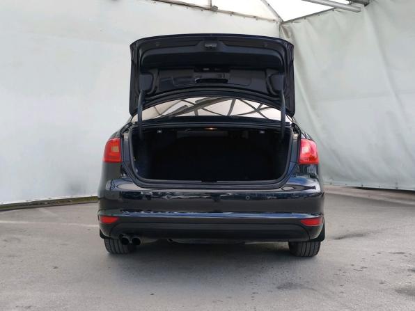 Volkswagen Jetta VI с пробегом 2011 года, цена 990 000 рублей, 170508 км, седан, Автокод Объявления