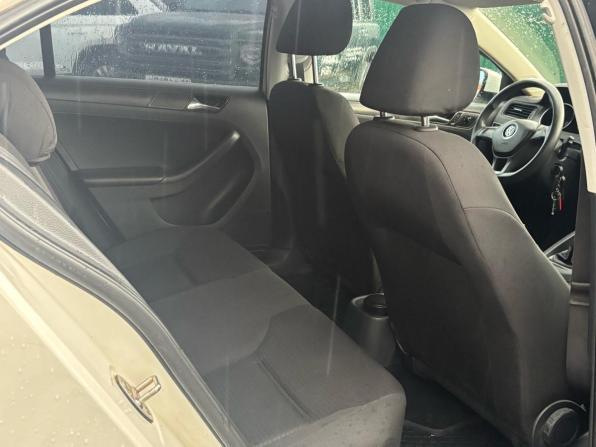 Volkswagen Jetta VI Рестайлинг с пробегом 2015 года, цена 920 000 рублей, 196595 км, седан, Автокод Объявления