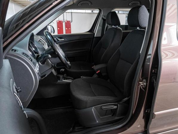 Skoda Yeti I Рестайлинг с пробегом 2014 года, цена 982 000 рублей, 108951 км, внедорожник, Автокод Объявления