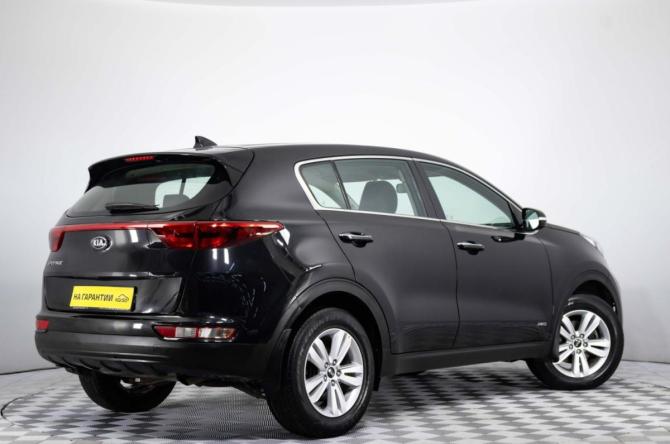 Kia Sportage IV Рестайлинг с пробегом 2018 года, цена 1 699 000 рублей, 215000 км, внедорожник, Автокод Объявления