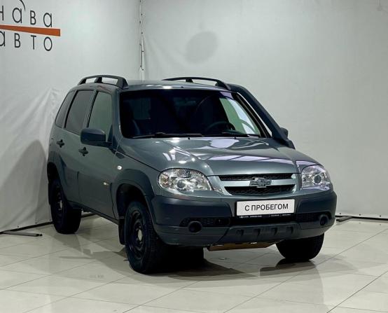 Chevrolet Niva I Рестайлинг с пробегом 2018 года, цена 670 000 рублей, 129000 км, внедорожник, Автокод Объявления