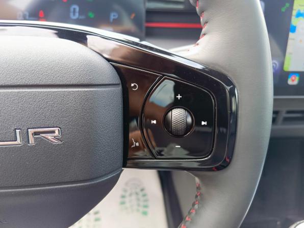 JETOUR DASHING I с пробегом 2023 года, цена 2 099 995 рублей, 33943 км, внедорожник, Автокод Объявления