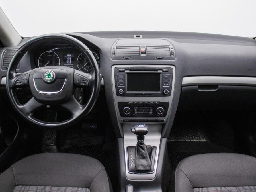 Skoda Octavia II (A5) Рестайлинг Москва  - изображение 13
