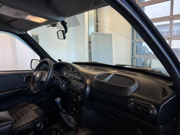 Chevrolet Niva I Рестайлинг с пробегом 2011 года, цена 500 000 рублей, 138792 км, внедорожник, Автокод Объявления