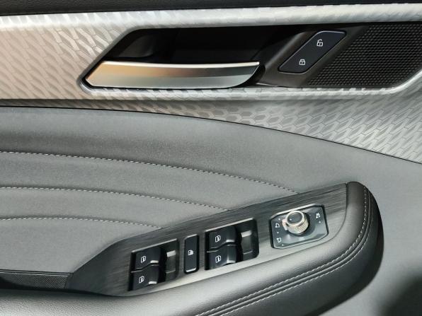 Haval F7 I Рестайлинг с пробегом 2023 года, цена 2 385 000 рублей, 31558 км, внедорожник, Автокод Объявления