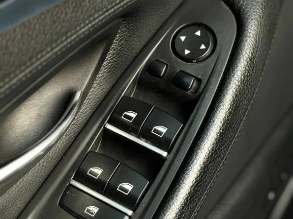 BMW 5 серии VI (F10/F11/F07) Рестайлинг с пробегом 2013 года, цена 1 909 500 рублей, 209098 км, седан, Автокод Объявления