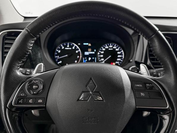 Mitsubishi Outlander III Рестайлинг 3 с пробегом 2021 года, цена 2 470 000 рублей, 122100 км, внедорожник, Автокод Объявления