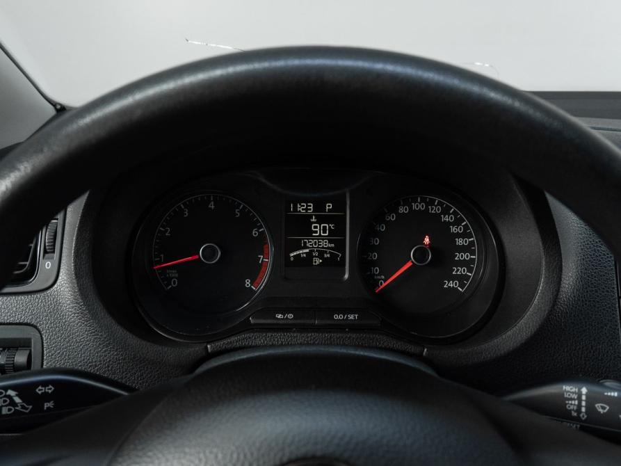 Volkswagen Polo V Рестайлинг Тюмень  - изображение 21