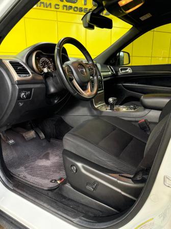 Jeep Grand Cherokee IV (WK2) Рестайлинг с пробегом 2013 года, цена 1 949 000 рублей, 240000 км, внедорожник, Автокод Объявления