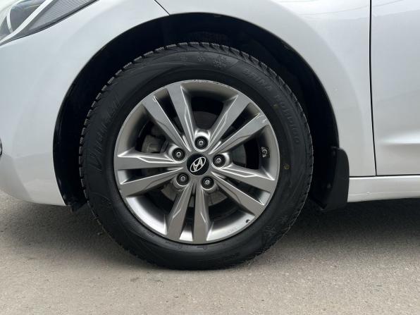 Hyundai Elantra VI (AD) с пробегом 2016 года, цена 1 189 000 рублей, 159800 км, седан, Автокод Объявления