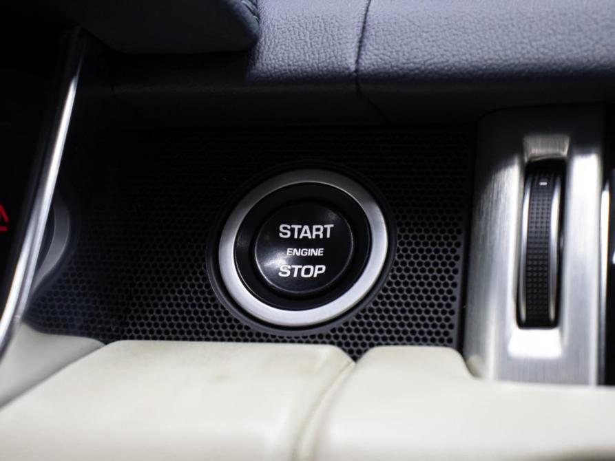 Land Rover Range Rover IV Рестайлинг Москва  - изображение 22