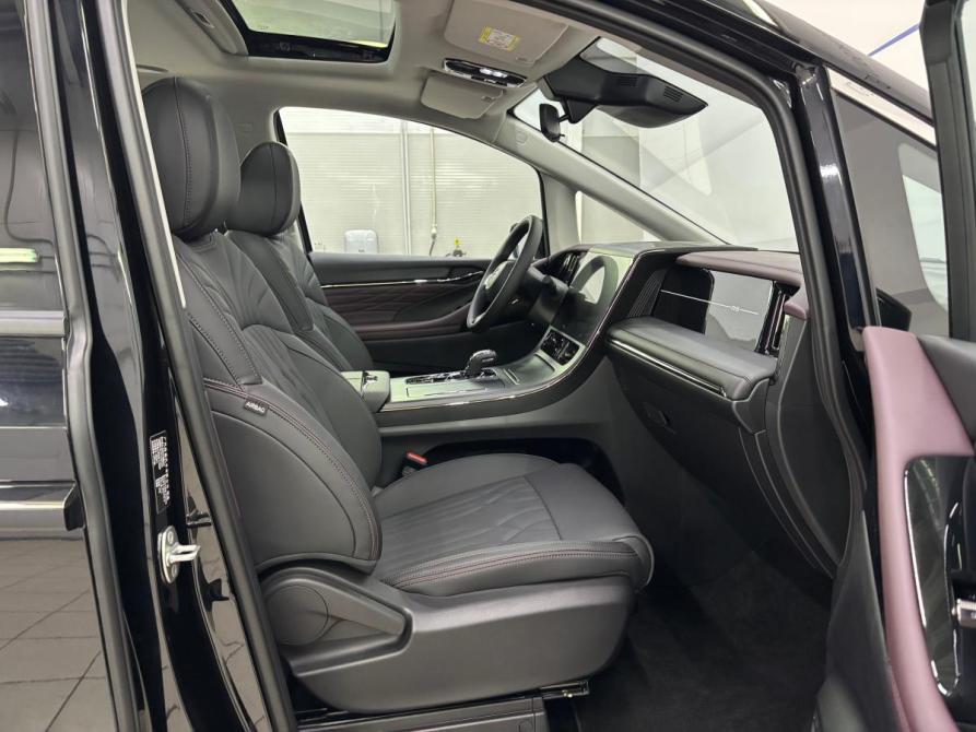 GAC Trumpchi M8 II Москва  - изображение 15