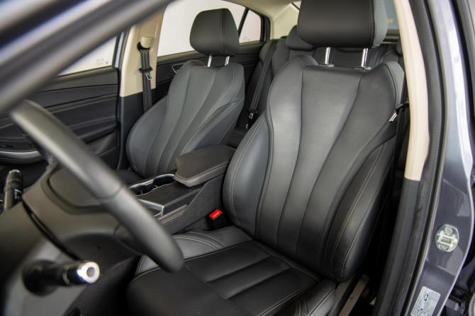 Omoda S5 с пробегом 2024 года, цена 2 450 000 рублей, 19885 км, седан, Автокод Объявления