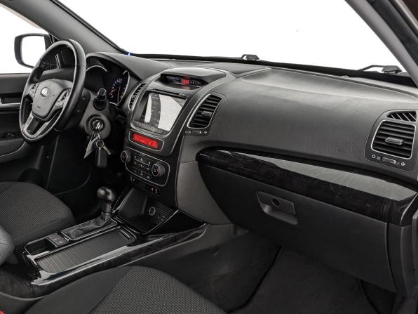 Kia Sorento II Рестайлинг с пробегом 2018 года, цена 2 195 000 рублей, 54573 км, внедорожник, Автокод Объявления