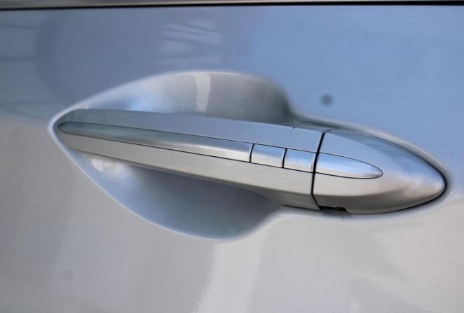 Hyundai Genesis II с пробегом 2015 года, цена 1 950 000 рублей, 183883 км, седан, Автокод Объявления