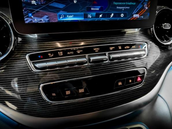 Mercedes-Benz V-Класс III (W447) Рестайлинг с пробегом 2022 года, цена 9 750 000 рублей, 17501 км, минивэн, Автокод Объявления