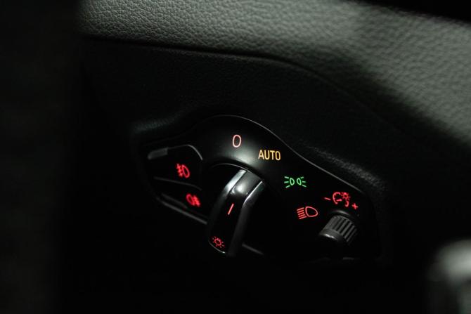 Audi Q5 I (8R) с пробегом 2012 года, цена 1 669 000 рублей, 123862 км, внедорожник, Автокод Объявления