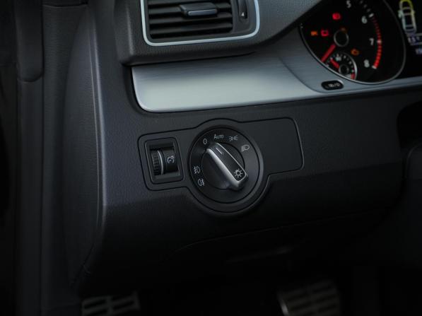 Volkswagen Passat CC I Рестайлинг с пробегом 2013 года, цена 1 449 000 рублей, 98468 км, седан, Автокод Объявления