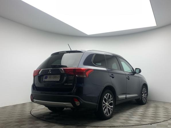 Mitsubishi Outlander III Рестайлинг 2 с пробегом 2016 года, цена 1 849 000 рублей, 168462 км, внедорожник, Автокод Объявления