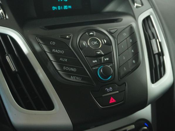 Ford Focus III с пробегом 2014 года, цена 590 000 рублей, 303347 км, универсал, Автокод Объявления