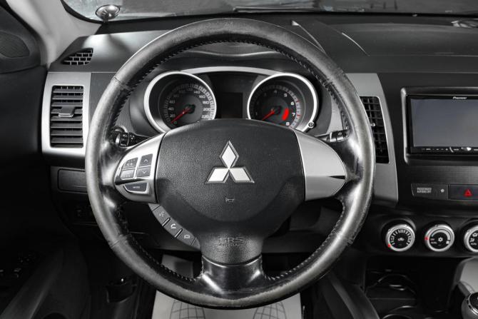 Mitsubishi Outlander II с пробегом 2008 года, цена 999 000 рублей, 273000 км, внедорожник, Автокод Объявления
