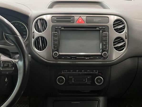 Volkswagen Tiguan I с пробегом 2011 года, цена 861 000 рублей, 231484 км, внедорожник, Автокод Объявления