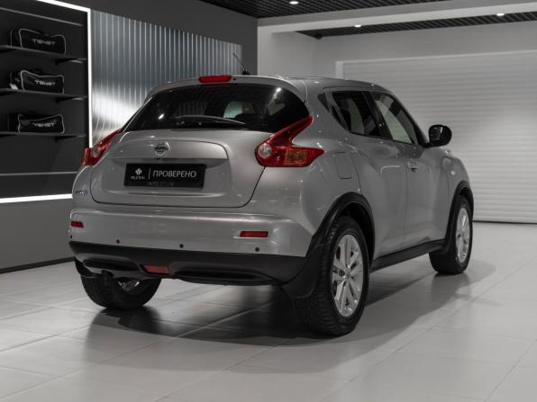 Nissan Juke I с пробегом 2012 года, цена 895 000 рублей, 194652 км, внедорожник, Автокод Объявления
