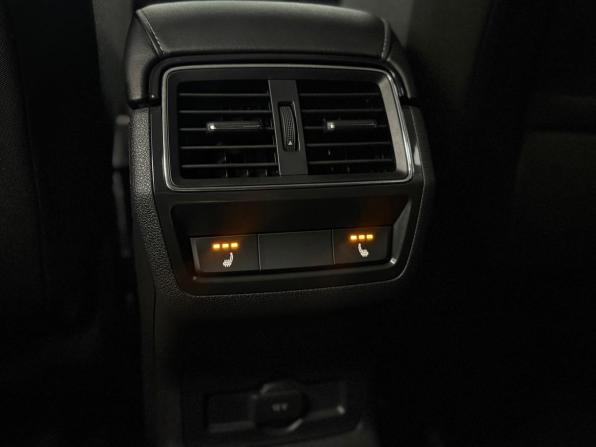 Skoda Karoq I с пробегом 2021 года, цена 2 590 000 рублей, 88090 км, внедорожник, Автокод Объявления
