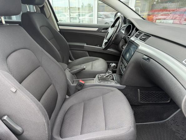 Skoda Superb II Рестайлинг с пробегом 2013 года, цена 828 000 рублей, 315111 км, лифтбек, Автокод Объявления