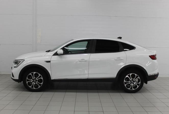 Renault Arkana I с пробегом 2022 года, цена 1 870 000 рублей, 37163 км, внедорожник, Автокод Объявления