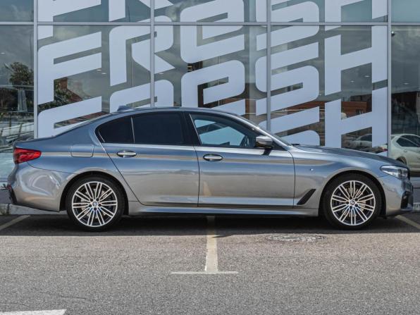 BMW 5 серии VII (G30/G31/G38) с пробегом 2017 года, цена 3 870 000 рублей, 133962 км, седан, Автокод Объявления