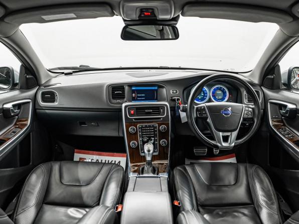 Volvo V60 I с пробегом 2013 года, цена 1 175 000 рублей, 75071 км, универсал, Автокод Объявления