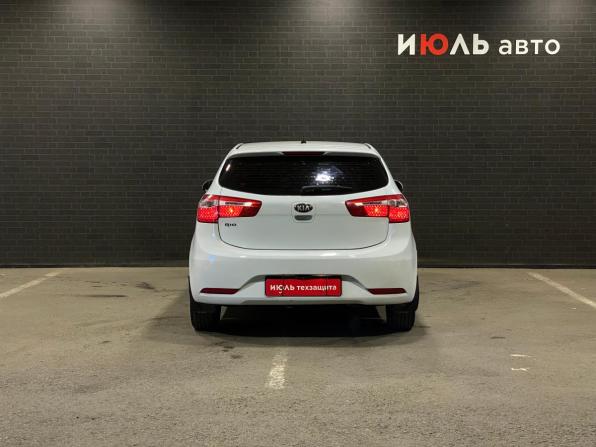 Kia Rio III с пробегом 2013 года, цена 890 000 рублей, 131523 км, хэтчбек, Автокод Объявления