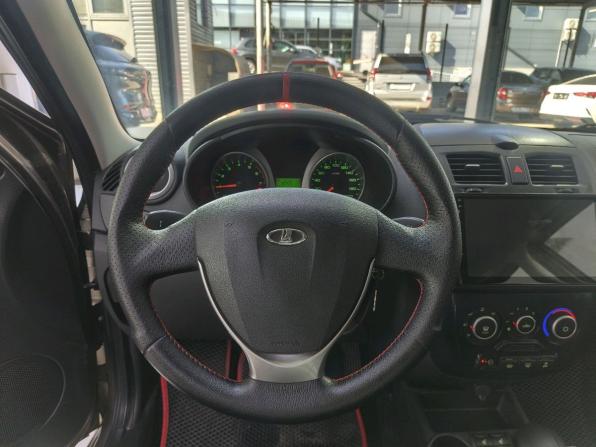 Lada (ВАЗ) Granta I с пробегом 2018 года, цена 970 000 рублей, 108922 км, седан, Автокод Объявления
