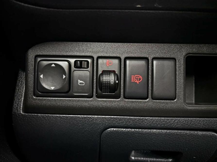 Nissan Note I Рестайлинг Псков  - изображение 17