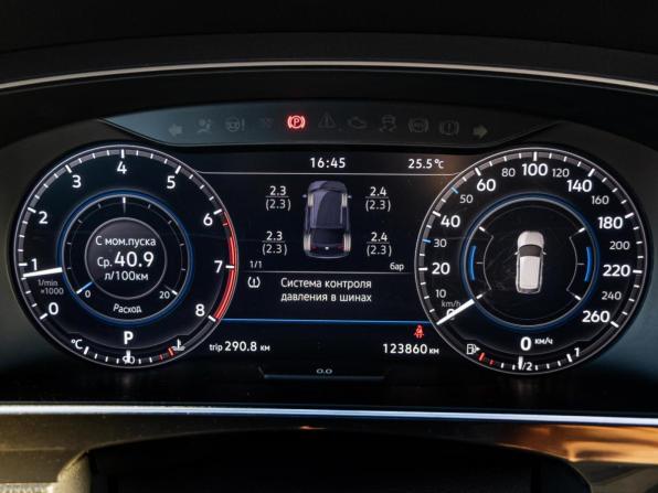 Volkswagen Tiguan II с пробегом 2017 года, цена 2 629 000 рублей, 123860 км, внедорожник, Автокод Объявления