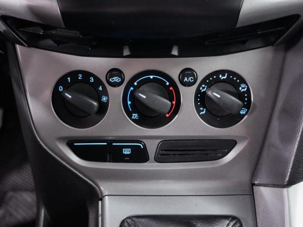 Ford Focus III с пробегом 2013 года, цена 755 000 рублей, 220140 км, хэтчбек, Автокод Объявления
