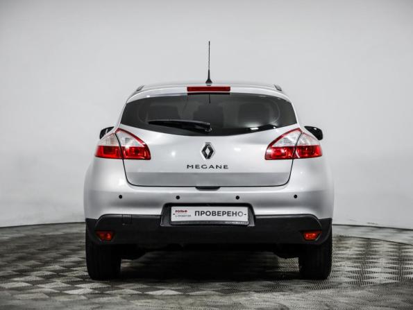 Renault Megane III Рестайлинг с пробегом 2013 года, цена 599 000 рублей, 171585 км, хэтчбек, Автокод Объявления