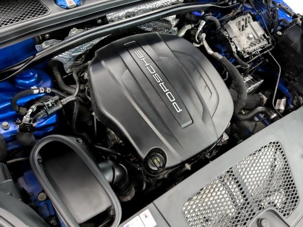 Porsche Macan I Рестайлинг с пробегом 2021 года, цена 4 150 000 рублей, 120194 км, внедорожник, Автокод Объявления