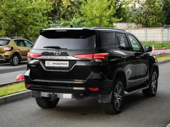 Toyota Fortuner II с пробегом 2019 года, цена 3 299 000 рублей, 191956 км, внедорожник, Автокод Объявления