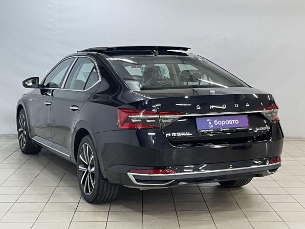Skoda Superb III Рестайлинг с пробегом 2025 года, цена 3 280 000 рублей, 26 км, лифтбек, Автокод Объявления