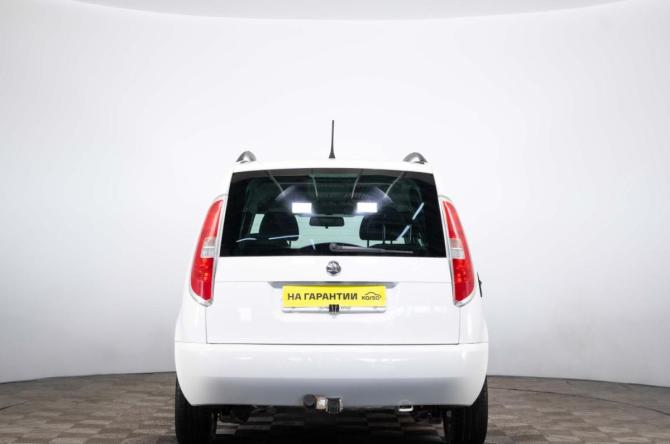 Skoda Roomster I Рестайлинг с пробегом 2013 года, цена 829 000 рублей, 168000 км, компактвэн, Автокод Объявления