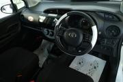 Toyota Vitz III (XP130) Рестайлинг 2 Омск  - изображение 30