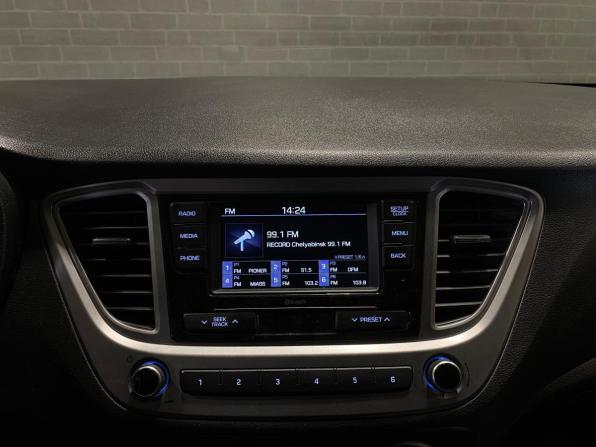 Hyundai Solaris II Рестайлинг с пробегом 2022 года, цена 1 420 000 рублей, 94020 км, седан, Автокод Объявления