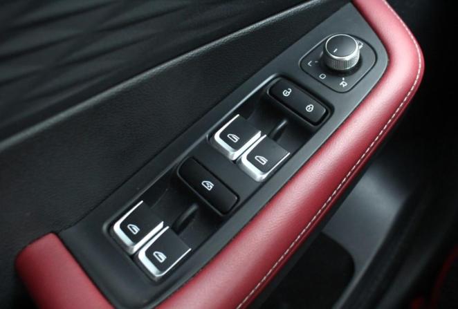 Geely Coolray I с пробегом 2023 года, цена 2 100 000 рублей, 58993 км, внедорожник, Автокод Объявления