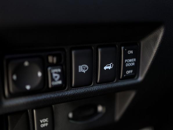 Infiniti FX II (S51) Рестайлинг с пробегом 2011 года, цена 1 749 000 рублей, 280280 км, внедорожник, Автокод Объявления