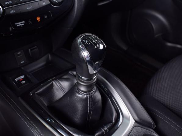 Nissan Qashqai II с пробегом 2017 года, цена 1 349 999 рублей, 170834 км, внедорожник, Автокод Объявления