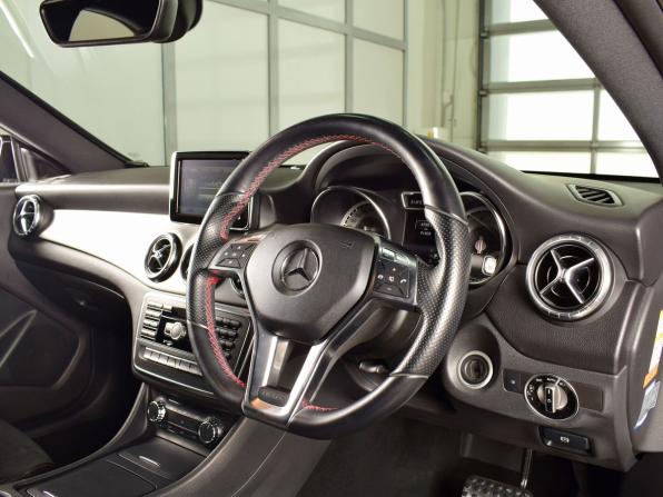 Mercedes-Benz CLA I (C117 X117) с пробегом 2013 года, цена 1 665 995 рублей, 91401 км, седан, Автокод Объявления